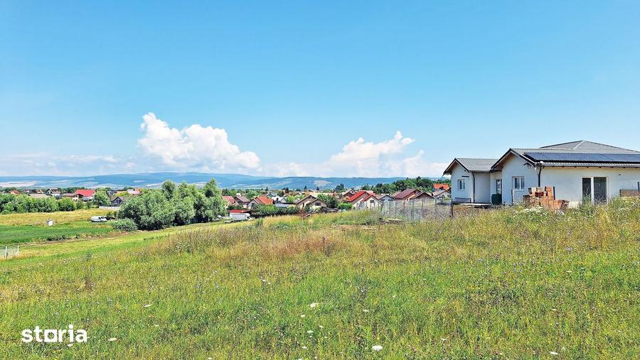 Teren de 627 mp, în Bod