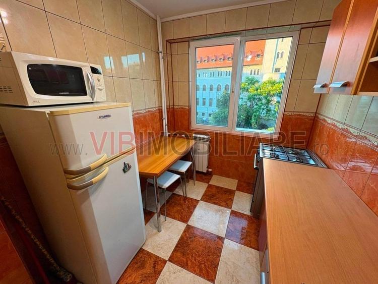 Apartament cu 2 camere decomandat în Basarab