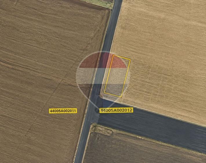 Teren Construcții intravilan de 500 mp, în Sânmartin