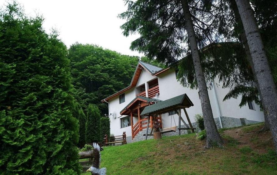 Casă cu 4 camere în Cheia