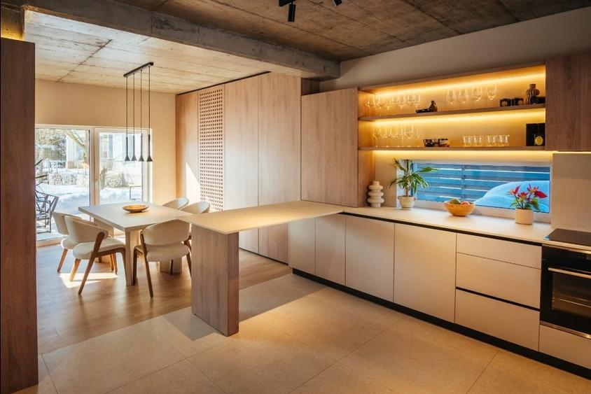 Duplex cu 4 camere cu Canalizare în Mogoșoaia