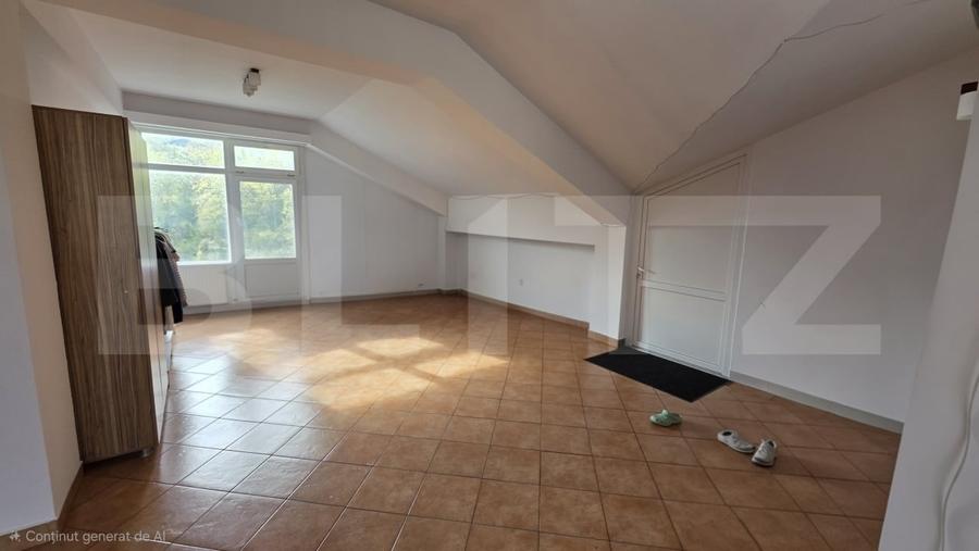 Spațiu comercial, de 308 mp, în Exterior Est