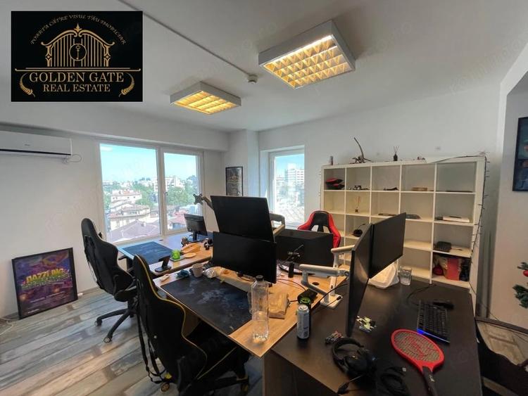 Universitate Batistei - 4 Camere Decomandat 150 mp Bloc 2000 Metrou - 1