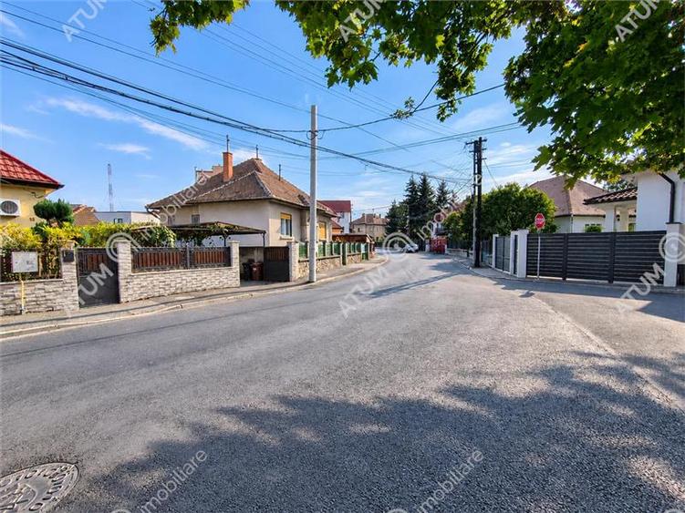 De vanzare casa cu 3 camere pivnita garaj si 508 mp teren in Sibiu - 29