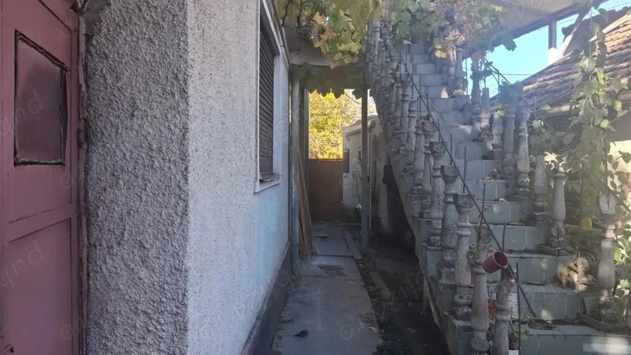 Casă cu 6 camere cu Teren 740 Mp în Mehala