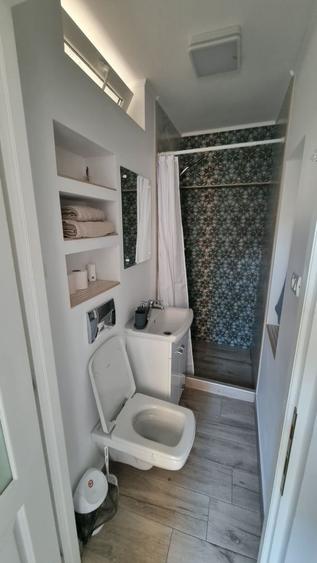 Inchiriez apartament 2 camere nedecomandate, termen scurt, aproape de universitatea Ovidius - 5