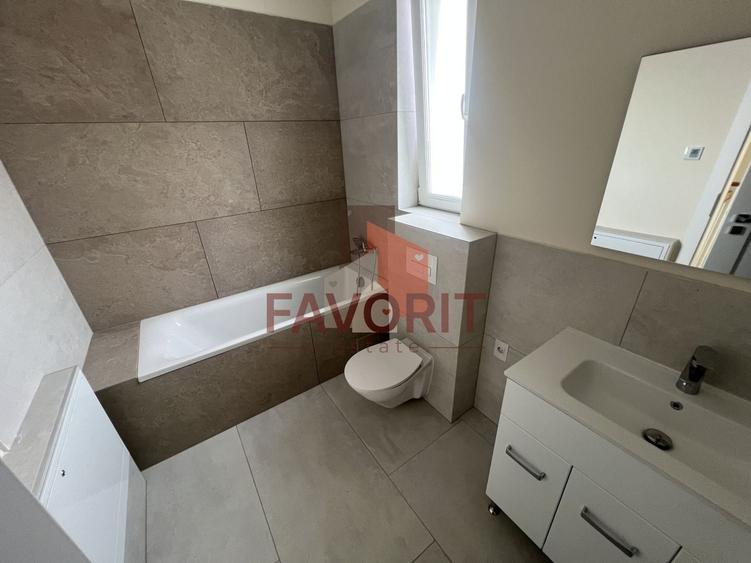 Duplex cu 4 camere cu Canalizare în Giroc