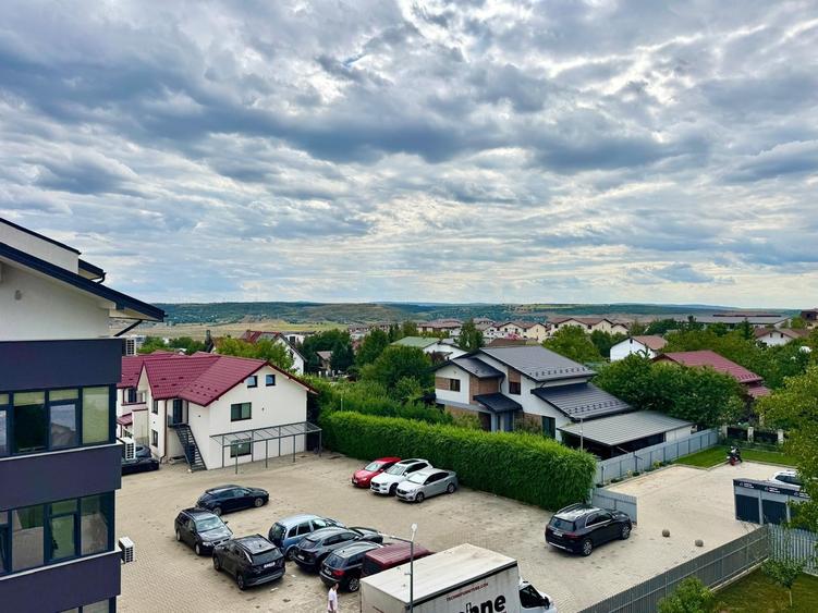 Apartament cu 2 camere semidecomandat în Popas Păcurari