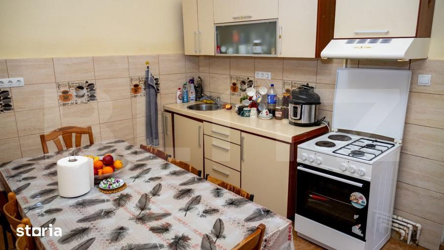 Casa 220 mp + Spatiu Comercial 105 mp - Piata Centrala - 15