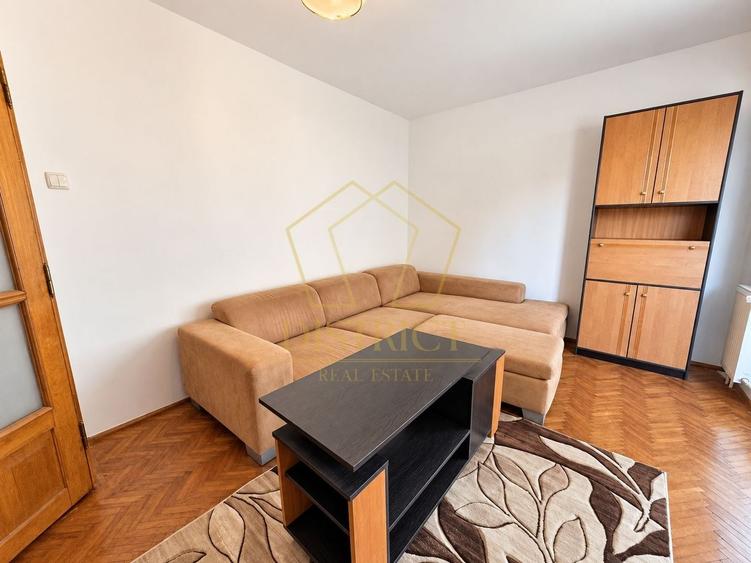 Apartament cu 2 camere decomandat, mobilat în Lipovei