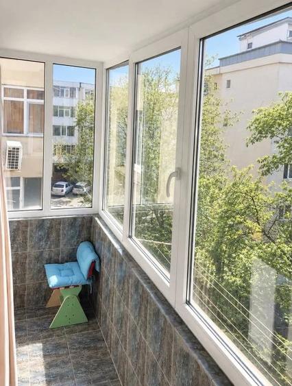 Apartament cu 3 camere decomandat în Dacia