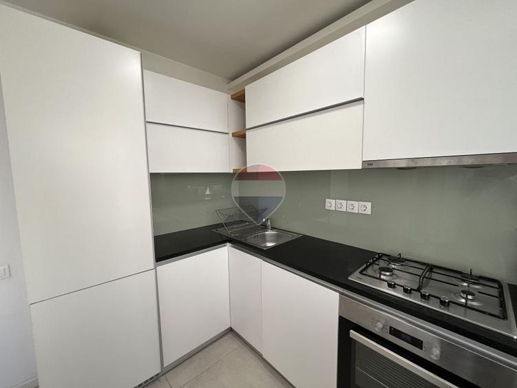 Apartament cu 2 camere semidecomandat, mobilat în Alba Iulia