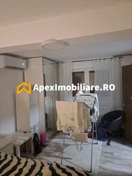 Casă individuală cu 4 camere cu Canalizare în Doamna Ghica