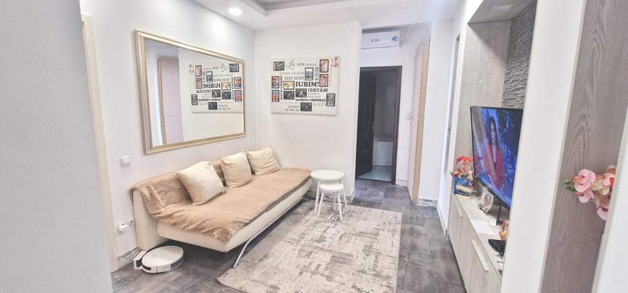 Apartament cu 3 camere decomandat, mobilat în Șelimbăr — fotografia 2