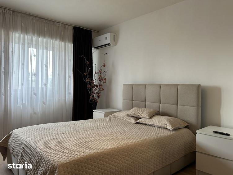 Garsonieră decomandată în Decebal