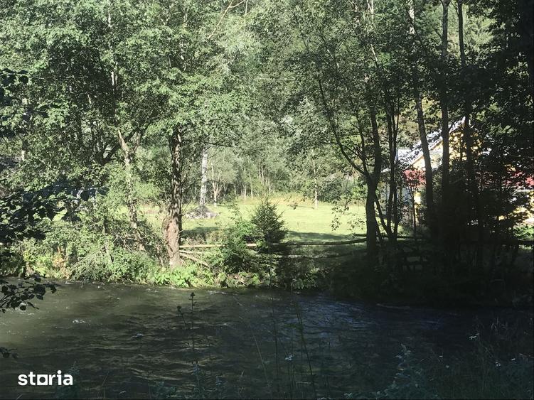 Teren de 2694 mp, în Rucăr