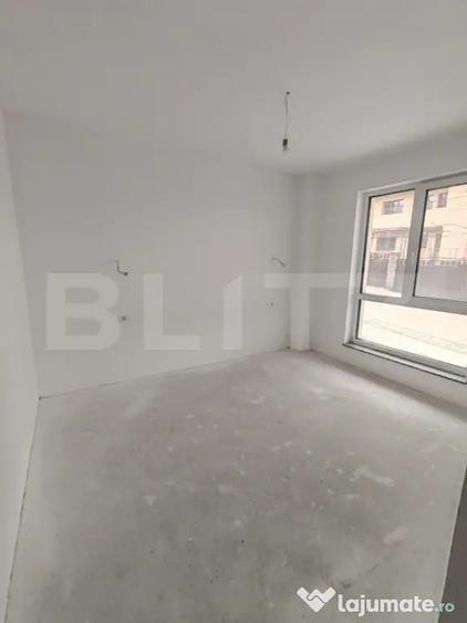 Apartament cu 3 camere decomandat în Obcini