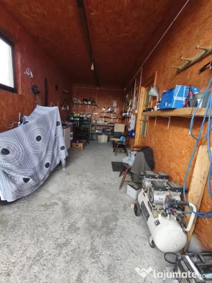 Casă cu 4 camere cu Teren 6000 Mp în Negostina