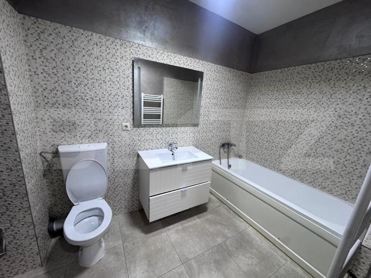 Apartament cu 2 camere semidecomandat, mobilat în Florești