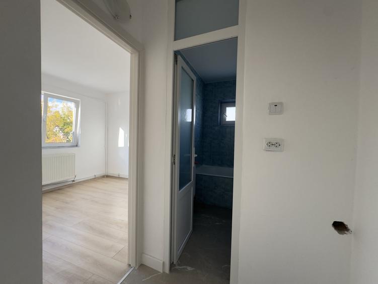 Apartament cu 2 camere semidecomandat, mobilat în Alecu Russo