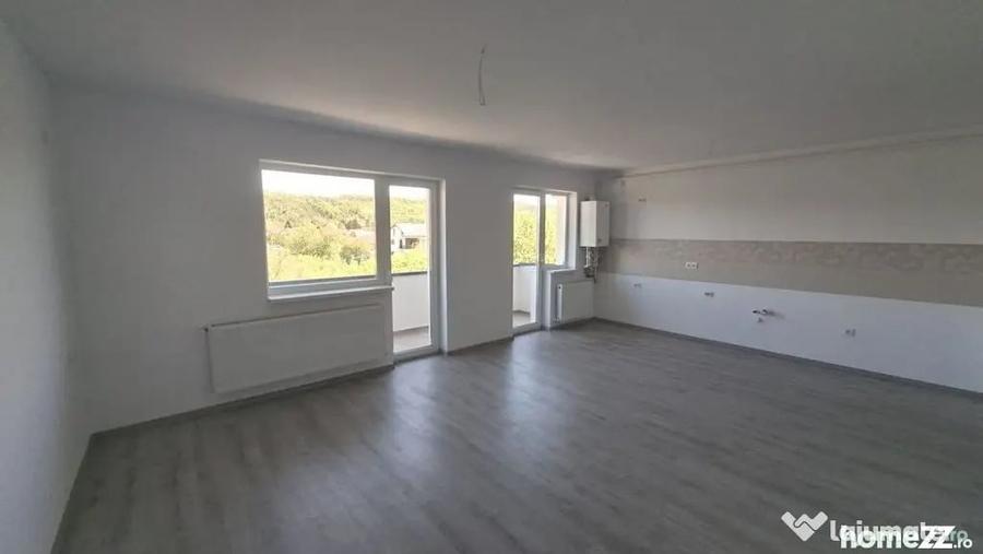 Apartament cu 2 camere decomandat în Ștefănești