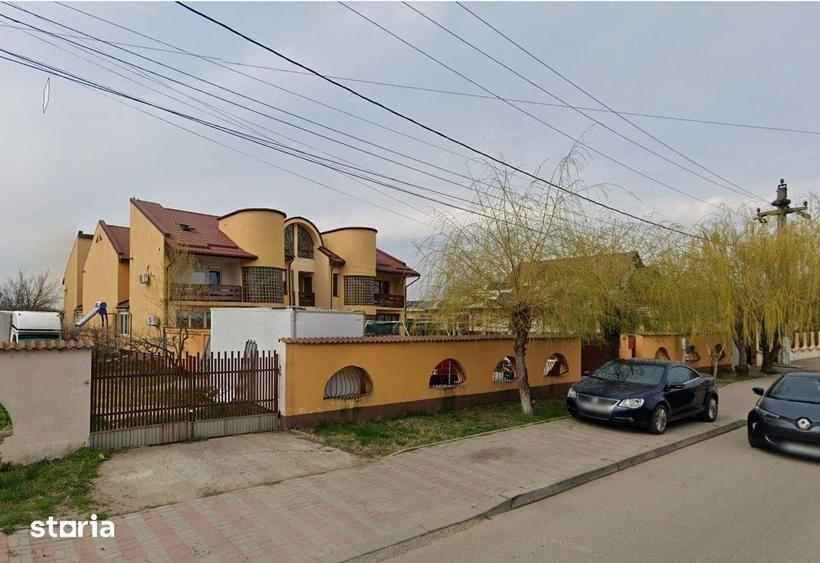 Apartament cu 4 camere în Central