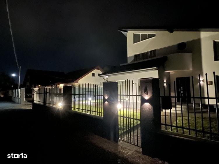 Casă cu 4 camere în Sângeorgiu de Mureș