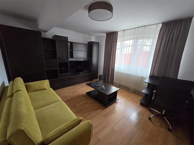 Inchiriere apartament 2 camere decomandate bloc nou in Andrei Muresanu- zona Pta - 1