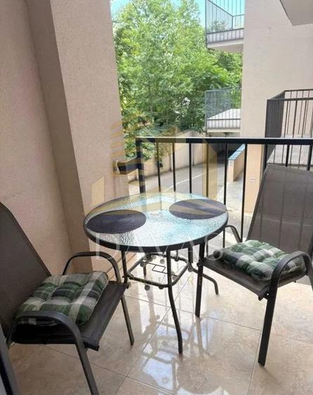 Apartament cu 2 camere decomandat, mobilat în Central