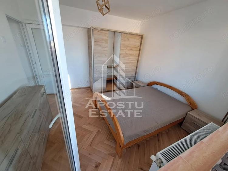 Apartament cu 2 camere decomandat în Intim