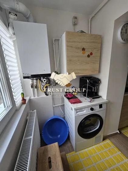 Apartament cu 3 camere decomandat în Drumul Taberei