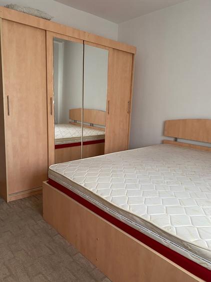 Apartament cu 2 camere decomandat în Popa Șapcă