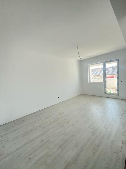 Apartament cu 2 camere decomandat în Militari — fotografia 3