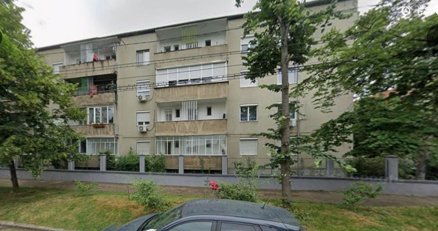 Apartament cu 2 camere semidecomandat în Exterior Vest