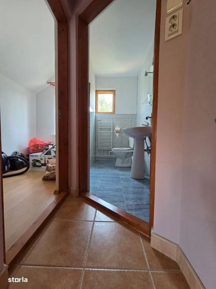 Casă cu 4 camere cu Teren 1500 Mp în Mineri
