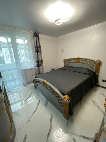 Apartament cu 2 camere decomandat în Precista