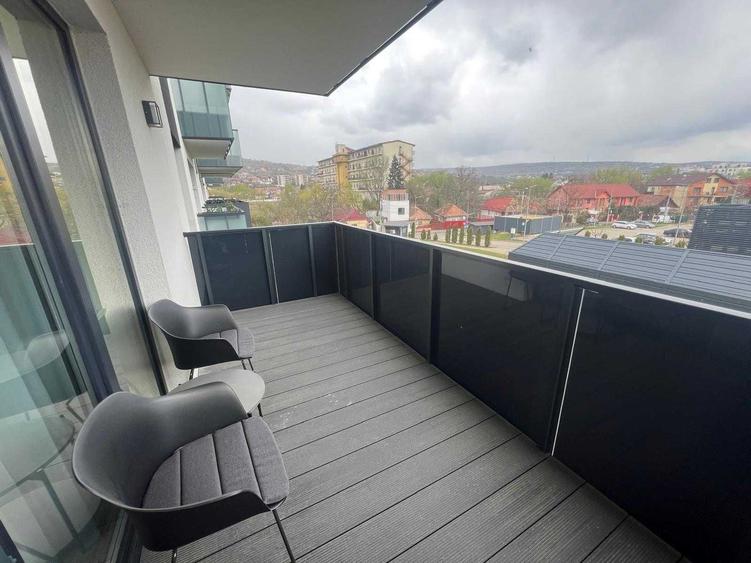 Apartament cu 2 camere semidecomandat în Semicentral