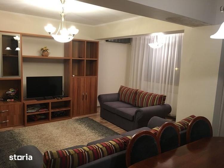 Apartament cu 3 camere decomandat în Central
