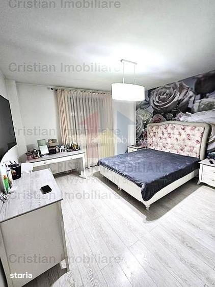 VILA (P+ 1) LUX Chercea 2 Cocosi FINISAJE 240mp construiti