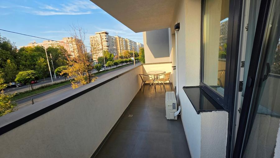 Apartament cu 2 camere decomandat, mobilat în Păcii