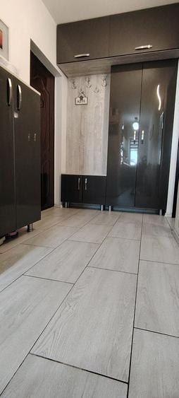 Apartament cu 2 camere semidecomandat în Mărășești