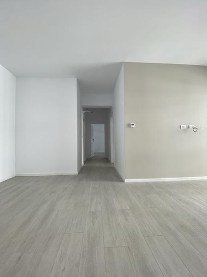 Apartament cu 3 camere în Aradului