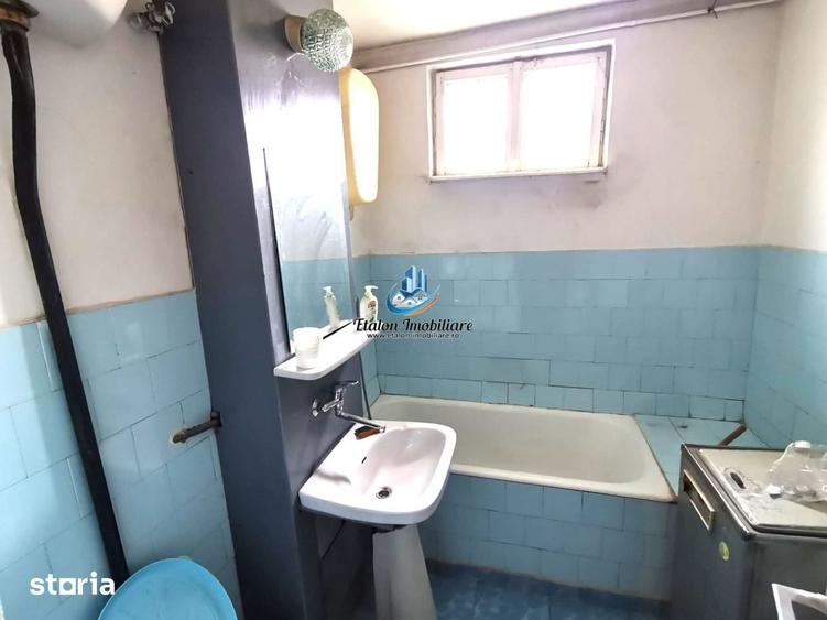 Apartament cu 2 camere decomandat în Precista