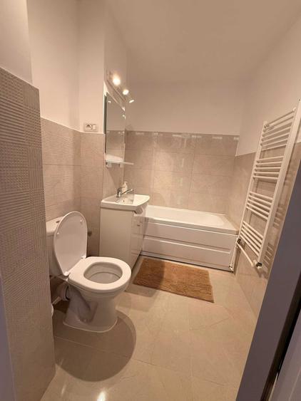 Apartament cu 2 camere decomandat în George Enescu