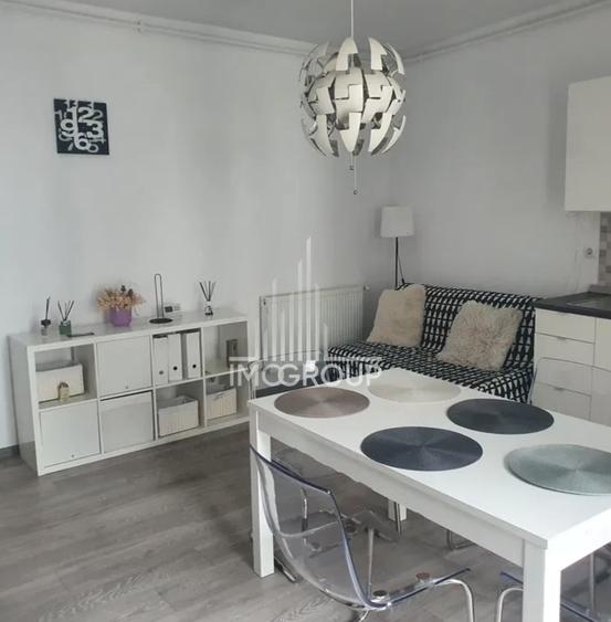 Apartament cu 2 camere semidecomandat, mobilat în Semicentral