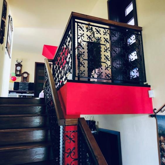 Casă individuală cu 5 camere cu Canalizare în Cetate