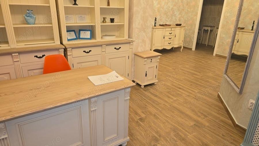 Spațiu comercial, de 120 mp, în Central