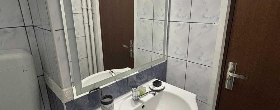 Garsonieră semidecomandată în Titan