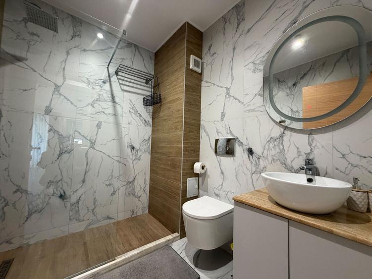Apartament cu 2 camere, mobilat în Faleza Nord