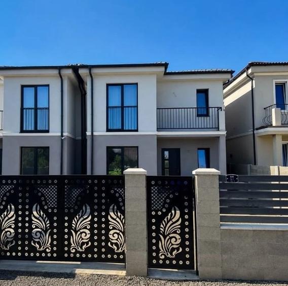Duplex cu 4 camere cu Canalizare în Moșnița Nouă